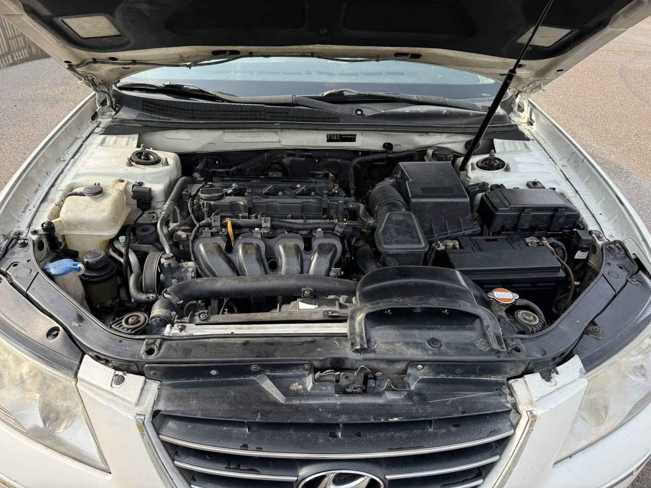 السلام عليكم
سوناتا 2010 خليجي رقم اربيل دولي باسم عربي تحويل مباشر  فول مواصفات مكينه 2400 دوش تبريد ثلج سياره جاهزه لاخير
ملاحظه / سياره مصبوغه عام شرط بدون كلبه وبدون دواخل قويه فقط وره جاملغ امامي شي خفيف صور سونار داخل منشور
السعر/89$ ومجال بسيط بيع او مراوس
العنوان/بغداد-الاعلام قرب تقاطع درويش 
*********** واتساب
