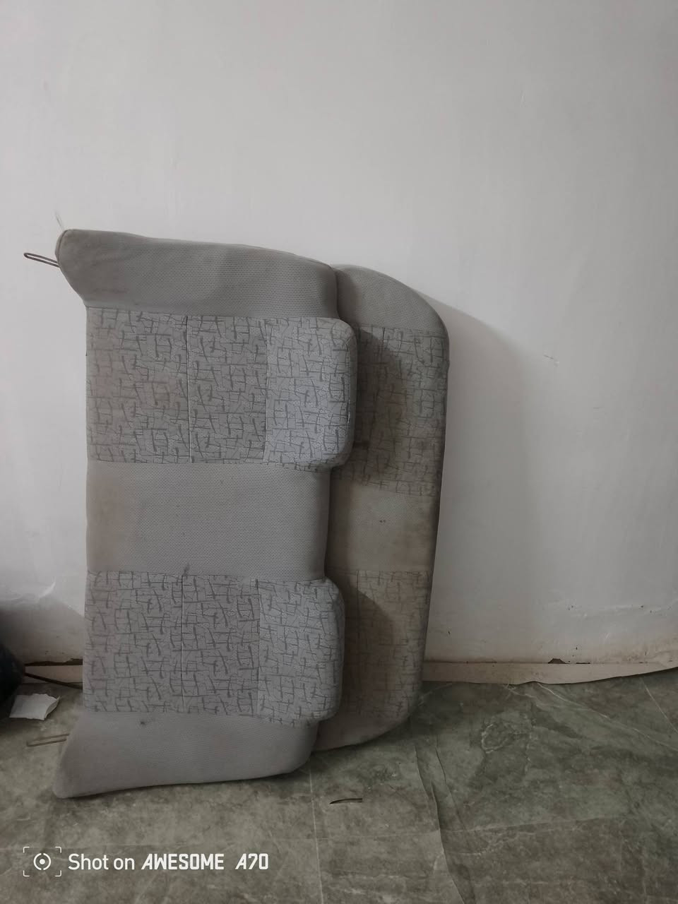 السلام عليكم غراض سايبة وغراض دراجة وماطور صبغ كلهن شغالات للبيع كشنات خلفيه سايبه للبيع كلهن  العنوان بغداد الشعله الدوانم التواصل ***********

