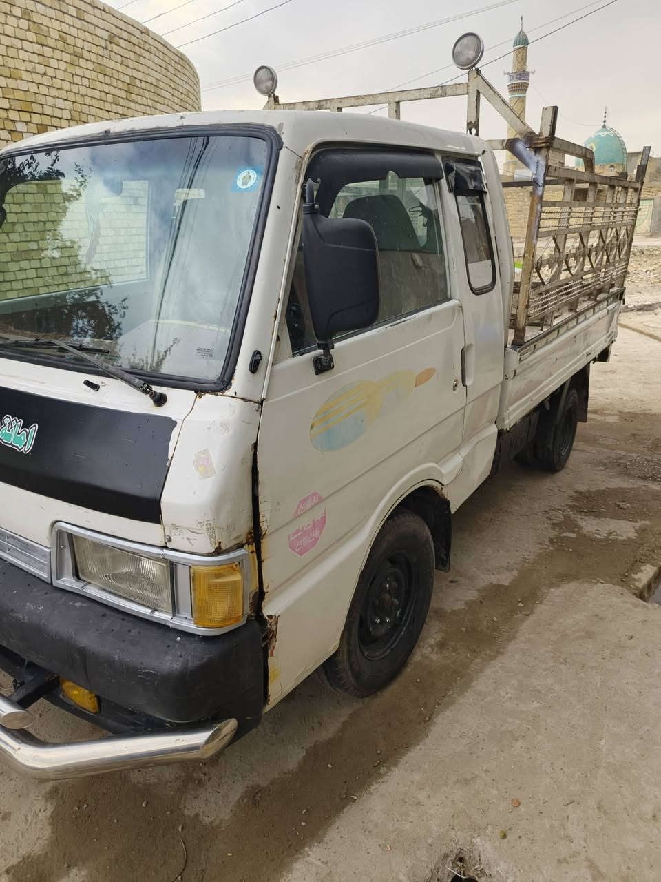 سلام عليكم كيه بنكو 1993رقم بغداد وسنويه نكليزي بسمي تحويل ثاني يوم تحويل جديد هزه جديده سياره كير ومكينه واكسل خير من الله تخم تاير جدد سياره مصبوغ بس الرباع اللبيع السعر 45وبيها مجال العنوان بغداد المعامل ***********
