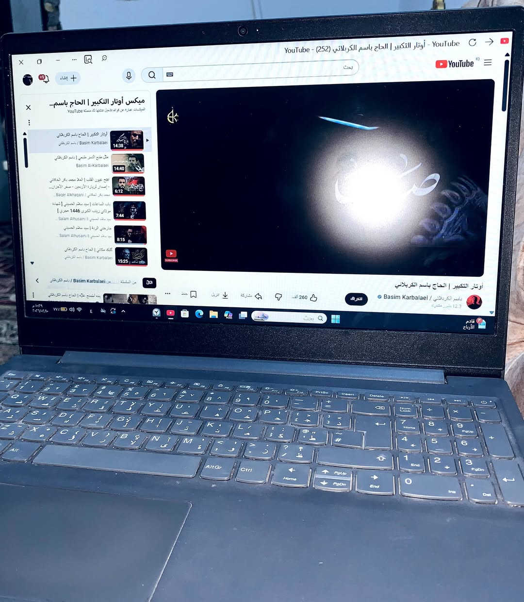 💻 لابتوب Lenovo للبيع – نظيف جداً
🔹 الماركة: Lenovo  
🔹 حجم الشاشة: 15.6 إنج  
🔹 المعالج: Intel® Celeron® N4020 @ 1.10GHz  
🔹 سرعة المعالج: 1.10GHz  
🔹 الرام: 4GB RAM  
🔹 كرت الشاشة: Intel UHD Graphics 600  
🔹 ذاكرة الكرت: 512MB  
🔹 مساحة الخزن: 256GB SSD    
🔹 النظام: Windows 11  
🔹 لوحة مفاتيح: كاملة + أرقام جانبية  
🔹 كاميرا: موجودة  
🔹 بطارية: جيدة  
🔹 الشاحن: أصلي موجود + جنطة 
🔹 الحالة: نظيف جداً / استخدام خفيف / بدون أعطال نهائياً

📍 الموقع: ( الديوانية - السنية )  
💰 السعر: ( 280 الف ) وبيها مجال بسيط

للتواصل واتساب: ***********
