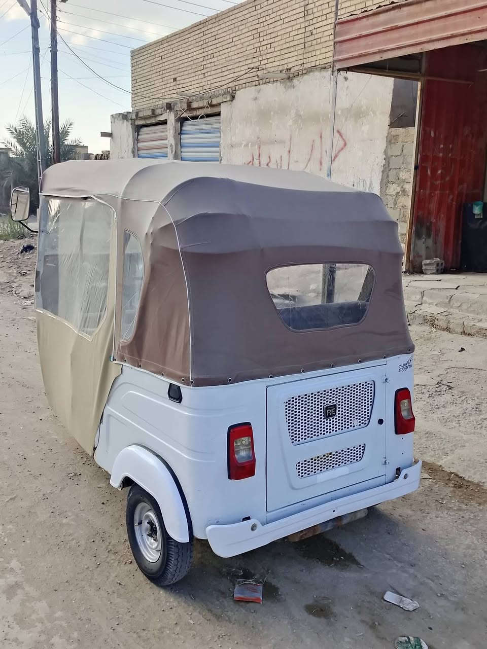 تكتك 22 رقم بابل مكفوله من الضربه والصبغ ماعدا دحجات بسيطه كلش جاهزه تخم تاير دوشمه كله جديد لايت زنون كهربائيات كله شغاله مكينه مكفوله مكاني بابل القاسم السعر 7500 وبيه مجال حك الجيه بيع مستعجل الاتصال على الرقم ***********
