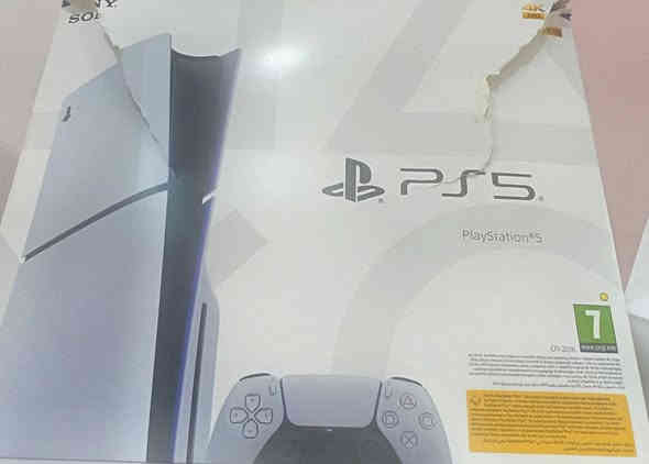 سلام عليكم 
 PS5سلم جديد قليل مستعمل كارتون كل غراضه موجود قطر شخط مابي نظيف حيل وايرات كيبلات كلشي جديد 
للبيع سعرها 600الف
تواصل *********** مكاني كركوك رجاء لا تكسر بل سعر اذا متشتري
