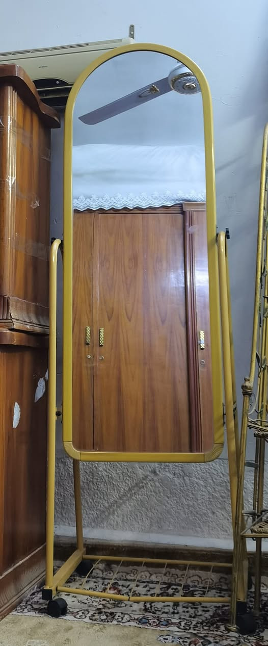 للبيع جربايه طابقين بناتيه هي والدواشك مالتهه ومرايه للبيع


**إذا كنت صاحب هذا الإعلان وتريد حذفه لأي سبب، رجاءا أرسل رسالة إلى الدعم الفني**