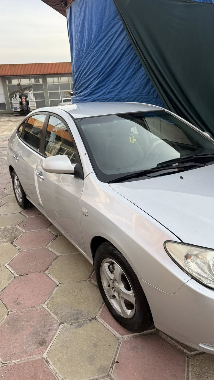 ئاڤانتی ٢٠٠٨ 
دەکشن بەرز
تەبرید لەمس  
٤ تایەی لۆک 
برێکی بەستراوە 
کامل جایزە
٤٥ گەڵا و معامەلەیە برایانە 
لە سلێمانیم
***********
