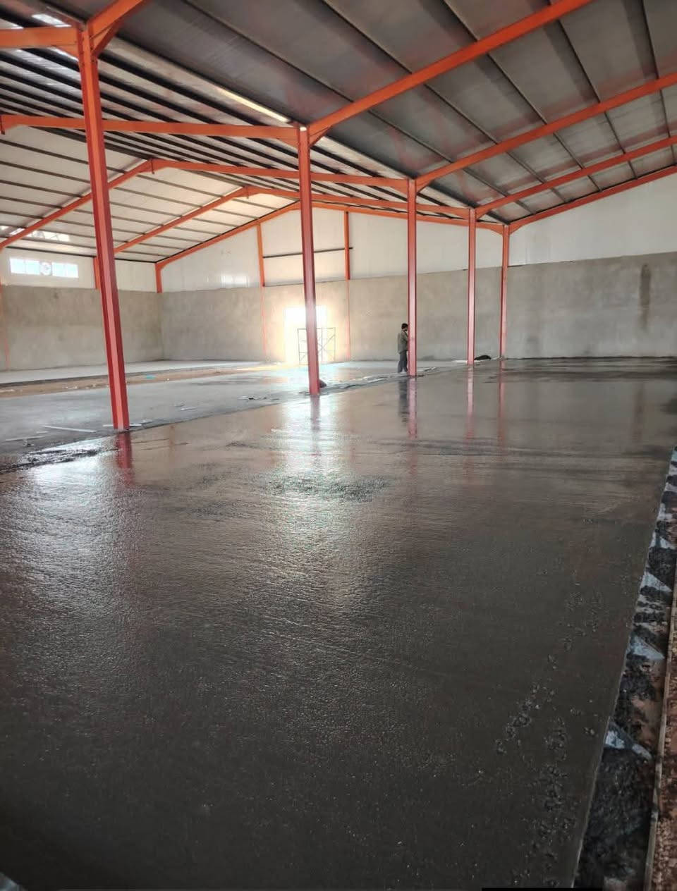 مستعدين الصب والسقل بالهليكوبتر
في جميع أنحاء العراق 

كافة أنواع الصب 
دوائر حكوميه - أهلية - بنزين خانات
ساحات 
جملونات
والشغل درجة أولى لكل المحافظات
للإستفسار المراسلة واتساب أو الاتصال على الارقام
***********‬‏
***********
