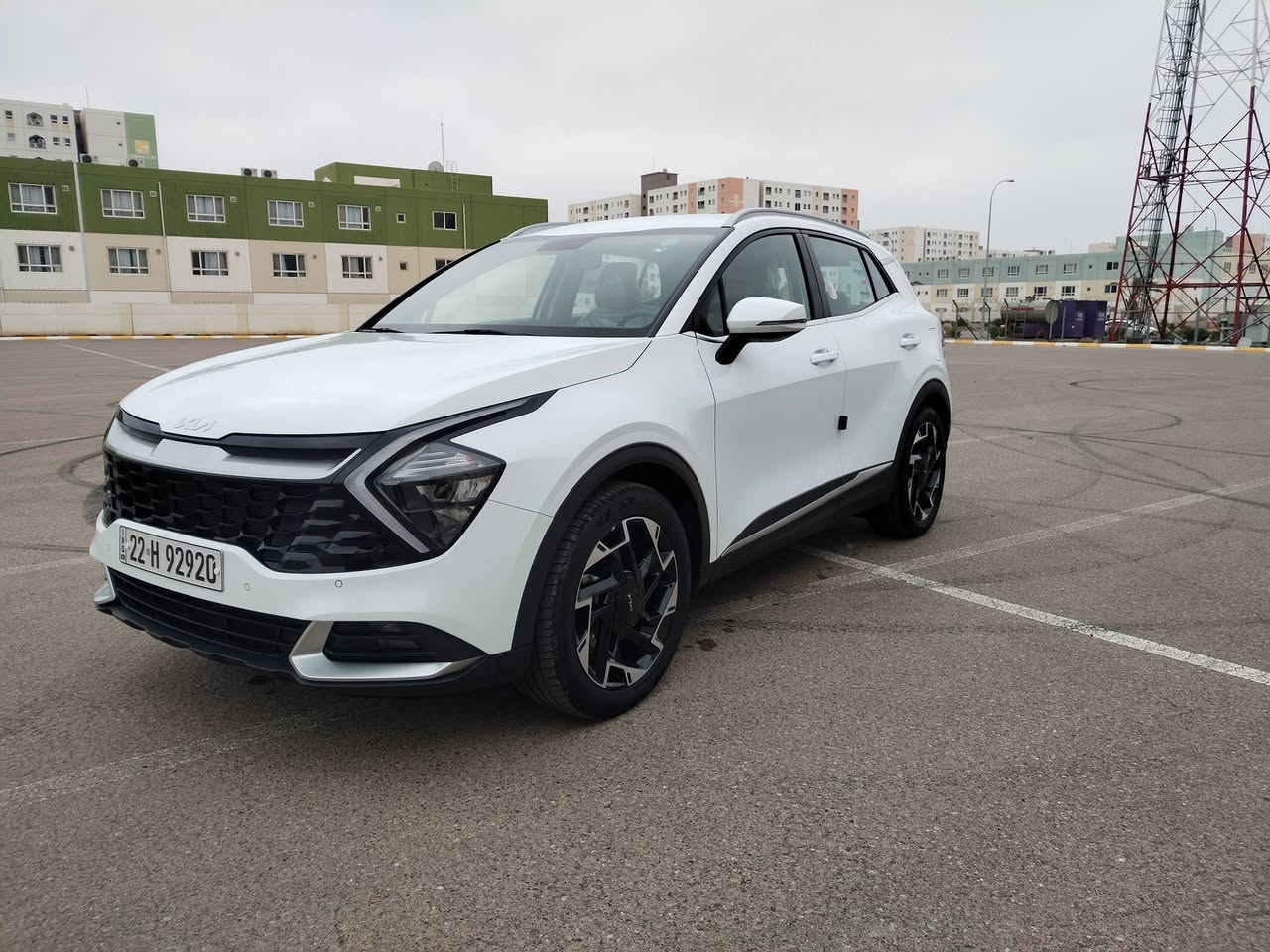 السلام عليكم .
سبورتج 2025 شركة NM
خليجيه ماشيه 38 الف
مواصفات فول عدا بانورامه
محرك 2000
مكفوله سياره مغلفه BBF دعاميات والبنيد
بصمه ابواب صندوك كهرباءكرسي كهرباء سايد بريك بصمه 
كشنات اماميه هيتر 
نقطه عمياء اوتوهولد 
شاشه متصله كاميرا اصليه حساسات
لد امامي ولايت زنون بلادي 
مرايا شفط نضام ترحيب 
تحكم ستيرن جهتين .
نضام تزحلق نضام إيكو.

مكان السياره بغداد مجمع بسمايه
وسعر خاص ***********
