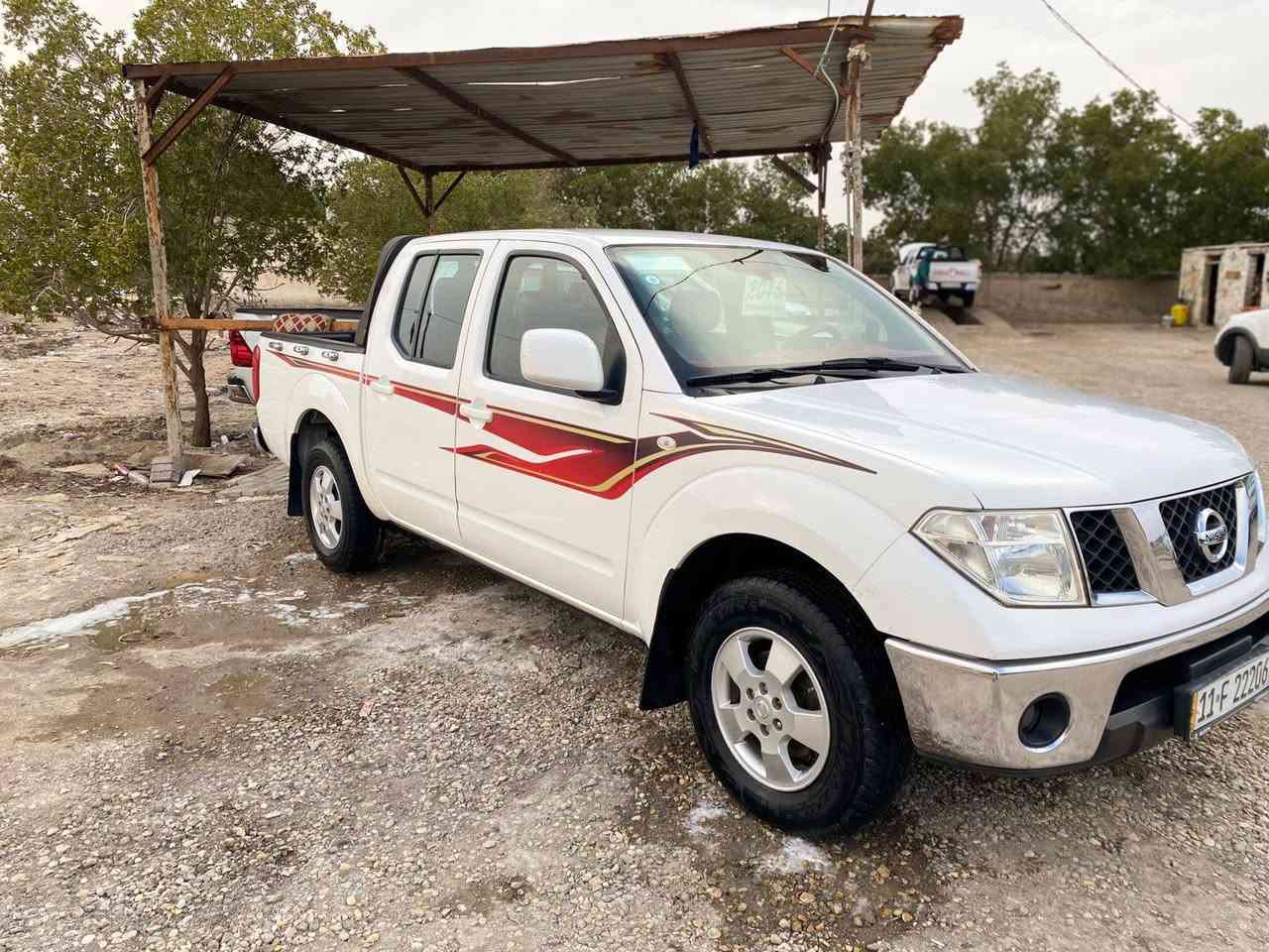 السلام عليكم  ..
نيسان نيفارا ..للبيع. موديل ٢٠١٥ 

رقم بغداد  بأسمي كامله للأخير السياره مابيها برغي نقص من جميع النواحي.  كير اوتوماتيك 

مداور ثاني يوم . تخم تاير تبريد تدفئه  صدر اصلي وكاله مابيها اي نقص 

بيها بارد جدا قليل طرف البدي   محرك مفتوح تجفيت درجه اولى لاتنقيص لاتبخير  ناعمه كلش.  ..... السعر ١٣٠$

مكان السياره السماوه قضاء الخضر 

للتواصل ( ***********)
