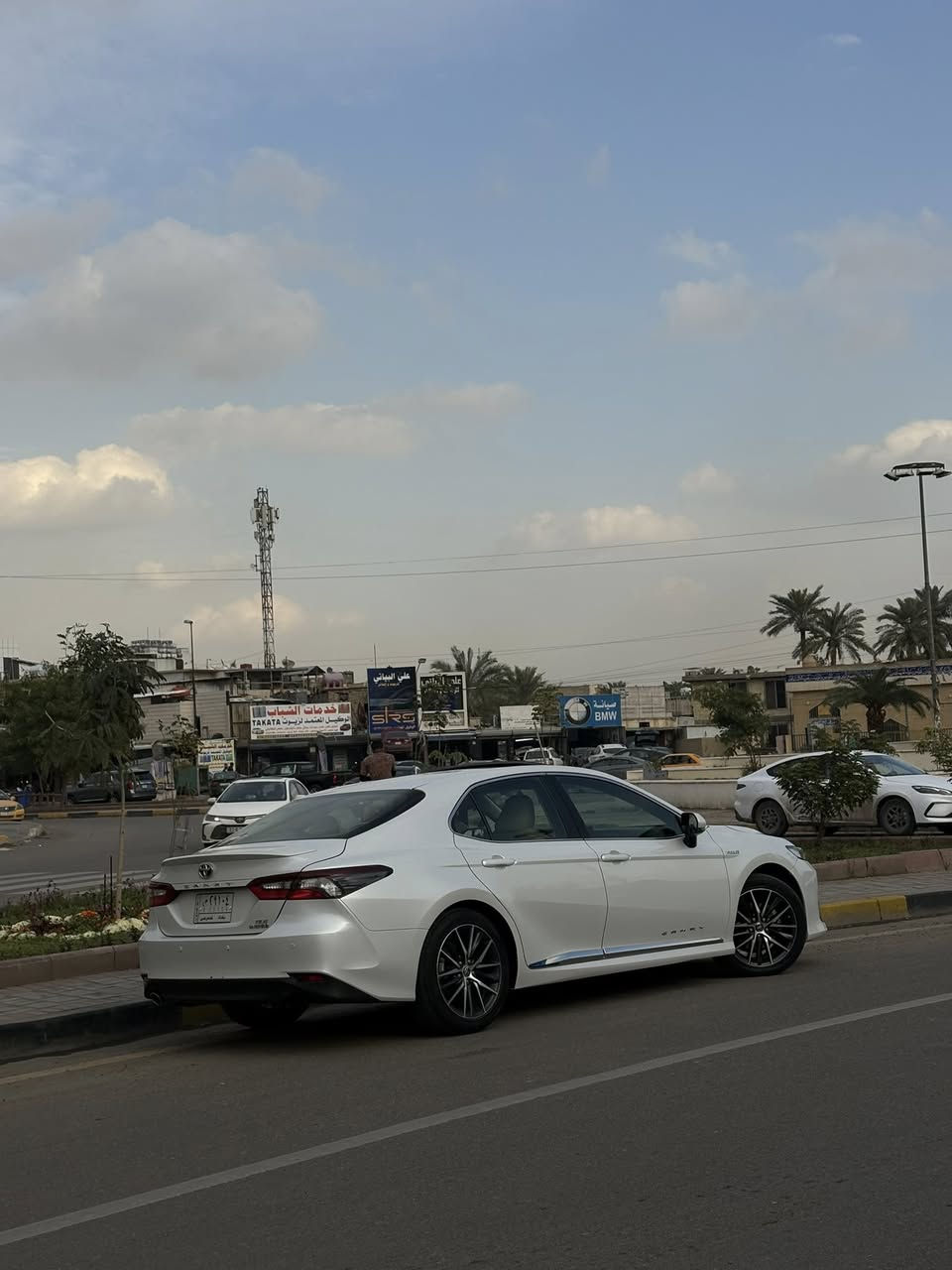 السلام عليكم
كامري 2023 عبد اللطيف 
ماشية 65 وقابل للزيادة
سيارة نظيفة بيها pdr بالباب خفيف ممبين حتى
سيارة مكفولة من كل شي عدى هذا 
المكان بغداد
السعر 234 وبيها مجال 
للأستفسار ***********
