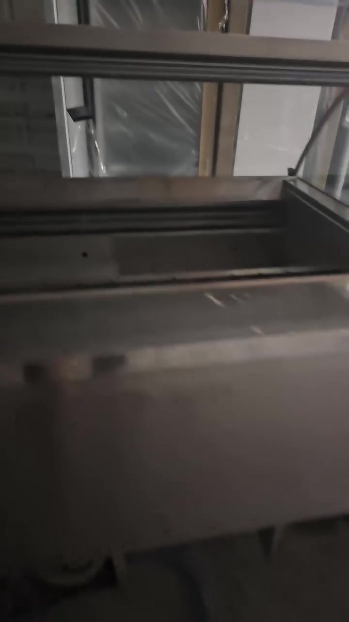 ***********
