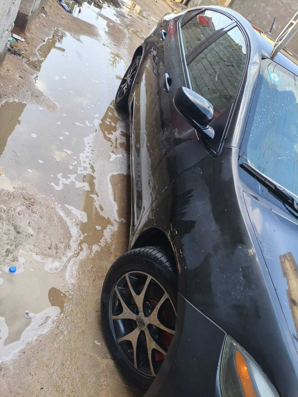 السلام عليكم سياره دوج دارت 2016مواصفات سياره محرك 2000تبريد شغال ثلج محرك وكير مكفول حدايه مبدله من طول لطول سياره باسمي رقم دولي سنويه 2030سياره حلوه وجديده حادثه بأمريكا كما موضح بصوره سياره بيه طخه بل مدكر الخلفي خفيفه والسعر70وبي مجال قليل واي ستفسار ***********البصره كرمة علي ابو صخير
