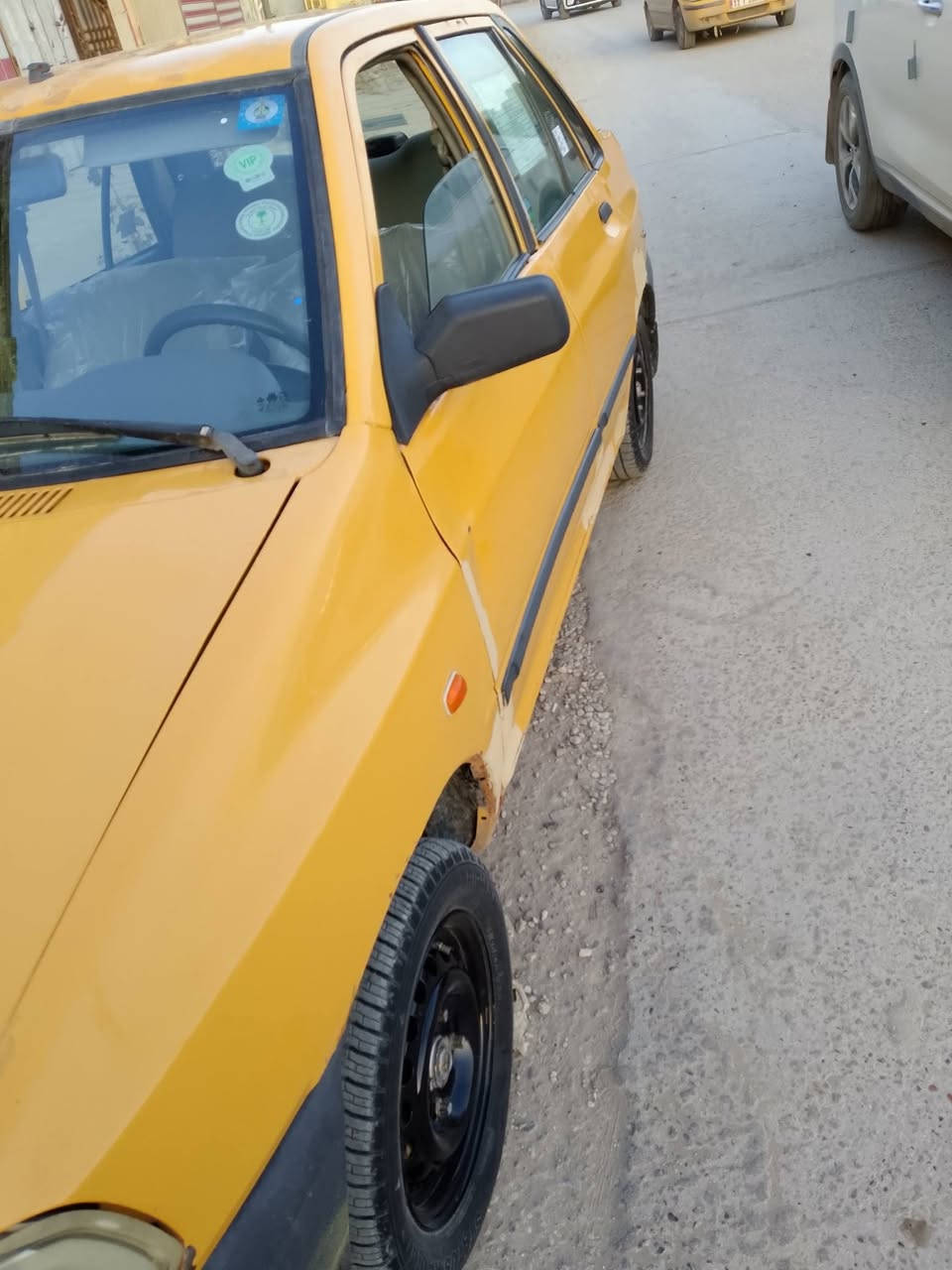 السلام وعليكم 
سايبه موديل 2012 سنويه ل30 
رقم بابل مالكهه بل ديوانيه يمي 
 نكليزي مصفره هيئه وغرامه
كير محرك فول الفول
دواخل ارضيه كيجات كله شغال
تبريد ثلج حداديه تخم تاير كهربائيات كله جديد
ماعايزه برغي كبل لشارع 
مابيهه ضربه ولاتبديل فقط خياسات ملكطه 
شواصي معمره سياره نضيفه مامتعوبه 
سياره تاكل بيهه خبزه تعيش عائلتك 
السعر 30 وبيهه مجال شراي شلع عيوني
للاستفسار الاتصال ‏‪***********‬‏
