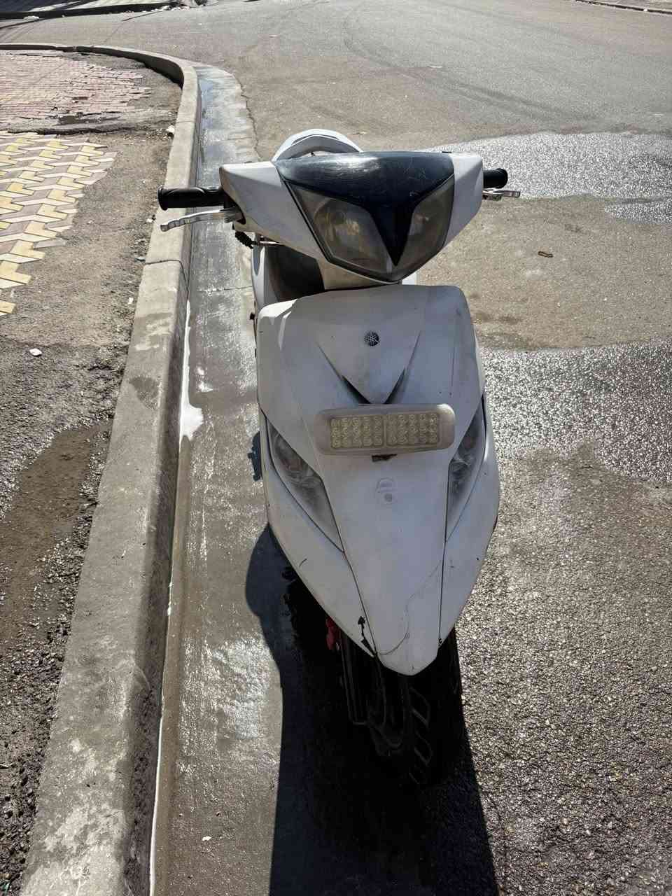 سلام عليكم
ماكس ثعلب للبيع نضافه الكفرات 70‎%‎ وموضحه عدكم بلصوره مكينه نضيفه ما مفتوحه السعر 550 وبيه مجال حك الجيه عنواني بغداد الشعب رقم التلفون ***********
