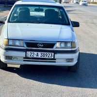 فيكترا • ١٩٩٣ • مكينة ٢.٠