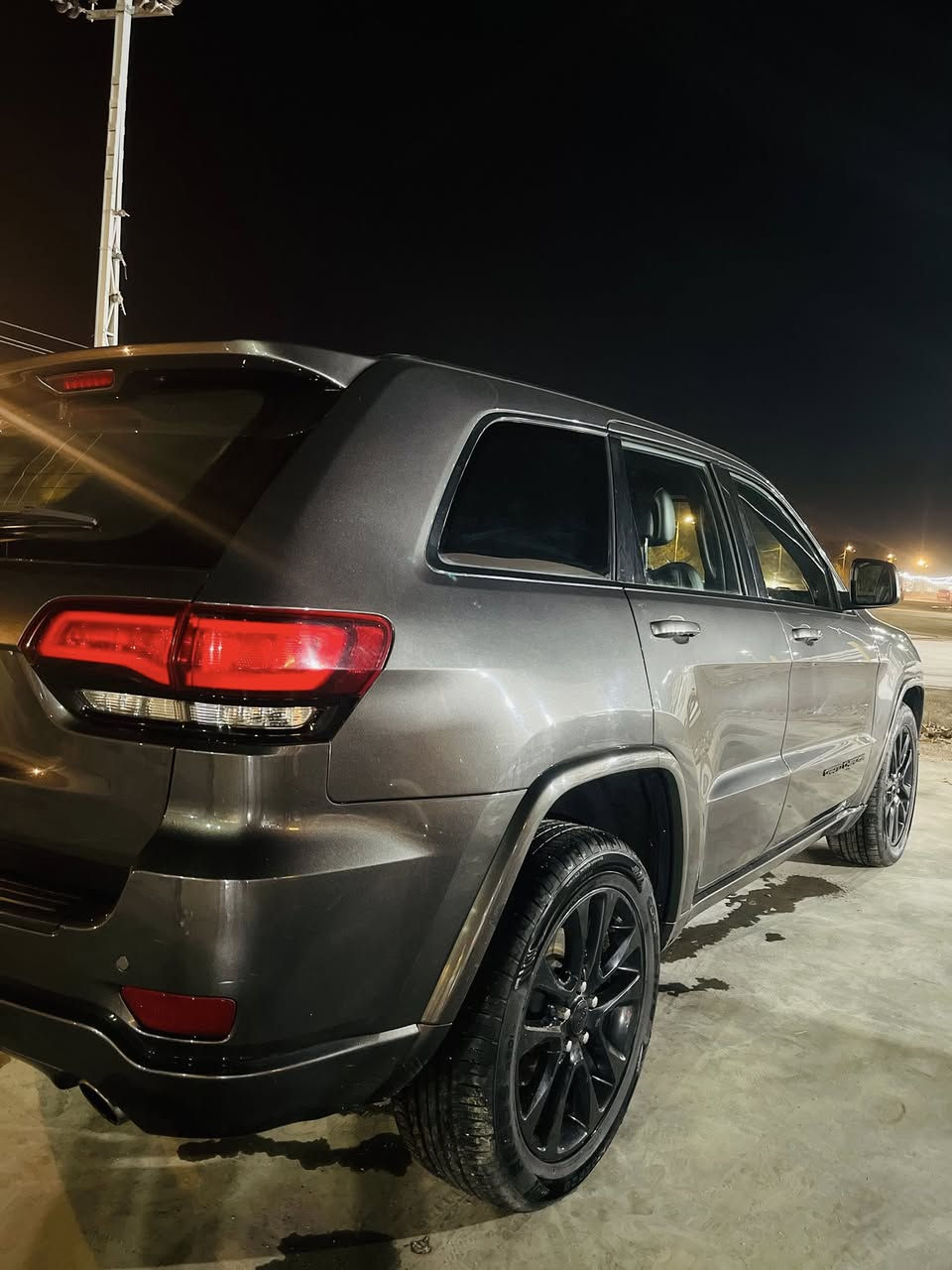 السلام عليكم
Jeepبلاك توب 2020🖤

سياره مثل ماموضح بلصور بلحقيقه احلا 🫆

ضررهه بنيد وجاملغ فقط باقي كفاله 🌎

فول مواصفات 🔥⚡️

مابيه نقص برغي سياره دايمه قبل سبوع 🌫️

تخم تاير صدر حداديه جديده ✅

سياره خير من الله ونظيفه جداا ✅

سياره بسمي تحويل مباشر ✅

سعر 235$ وبيه مجال✅

للاستفسار *********** واساب
