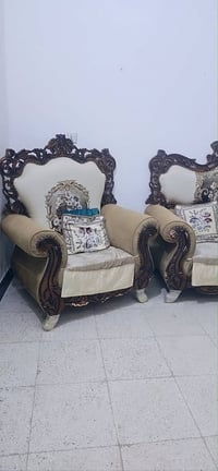 صوفا ١٠ مقاعد • نظيف • كربلاء