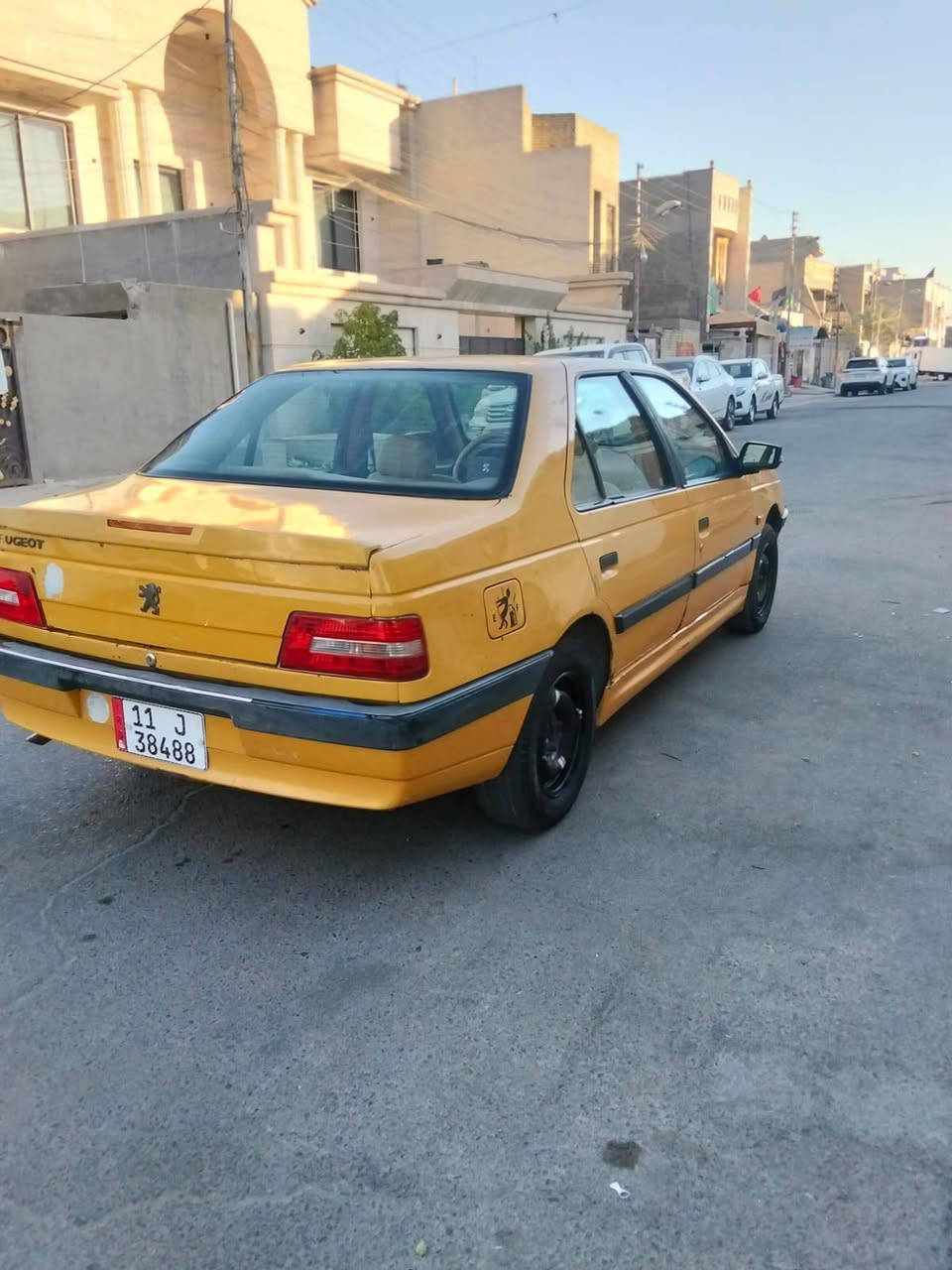 السلام عليكم
بيجو لميس 405 موديل 15 رقم بغداد نكليزي تحويل ثاني يوم كير ومكينة خير من الله تبريد ويا سويج ❄ صدر امامي خلفي تخم تاير جديد غرفتها حلوه  كهربايات كلهة شغالة سعره 30 $ وبيهة مجال حك الجية مكان السيارة بغداد مدينة الصدر ( رقم الهاتف  *********** )

