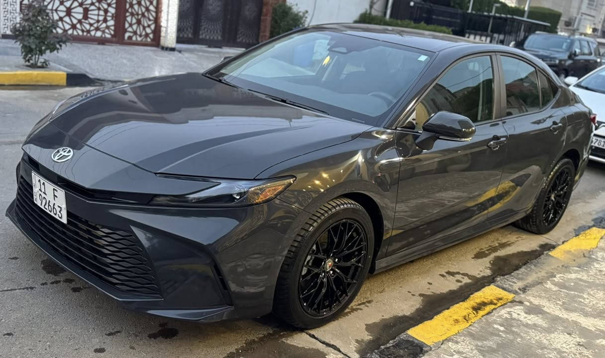 كامري ٢٠٢٥ 
السلام عليكم اخواني ..
كامري ٢٠٢٥ LE Plus جديدة جدا اللون اسمنتي متغير مميز جدا دخول جديد ترقيم جديد   بأسمي حادث نص جاملغ خلفي فقط بدون ايرباك تفاصيلها كالأتي :
- محرك ٢٥٠٠ هايبرد شلعة صاروخ اقتصادي 
- لايت عالي ناصي زينون بلادي 
- فول رادارات امامي خلفي جانبي 
- شاشة دشبول ديجيتال وشاشة وسطية تدعم ابل كاربلي وايرليس ونفكيشن 
- شاحن وايرليس ودخول ذكي بصمة 
- كشن كهرباء 
- سبايدر خلفي بلادي 
- جميع الايرباكات سليمة
- فول تحكمات ستيرن وخروج عن المسار 
- تخم تاير وويل كب جديد بالسليفون 
- السيارة ماشية ١١ الف ميل مشي امريكا بحالة الزيرو 
- حادثها جاملغ خلفي جهة السايق مو كله مصبوغ معمر نفسه تعمير درجة اولى بدون كص 
- بعد بيها هواية مواصفات 
- الشكل الجديد الامريكي معروف بالرزانة والعزل والثباتية ترايها مال بي ام
- رقم الشاصي  4T1DAACK5SU582430

السيارة جديدة جدا بحالة الزيرو بانزين امريكا بعده بيها بجم كبس ممفتوح بيها برغي ولا بيها نقص صارف عليها صرف موطبيعي كله اصلي السعر المطلوب ٢٣٠ ورقة سعر نهائي وصايرة عليه اكثر بهواية والفواتير موجودة مكفولة من چكة الابرة .. 
مكان السيارة بغداد - الكاظمية 

للمعلومات الاتصال : 
***********    أسيا سيل
***********    فايبر + واتساب  المهندس احمد
