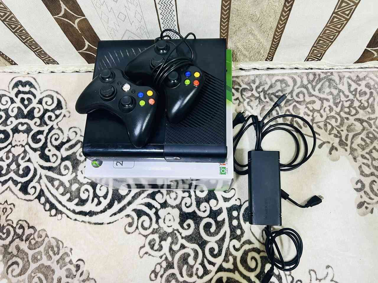 السلام عليكم بلي اكس بوكس سوبر سلم جهاز مال باله ونظيف مهكر وهارد 250 كيكا بايت وبي العاب متروس وحديثات مع جوستك ثنين ومحوله وكيبل HDM غراضه اصليه لا مفتوح ولا مصلح مكفول سعره 170 بي مجال حك الجيه 
مكاني بغداد الكرخ
***********
