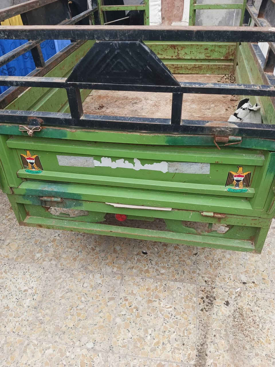 ستوته شحن للبيع تشتغل بس متمشي باتريات جدد وشاحنه مكانها أبو غريب سعر 700 بيهه مجال ***********
