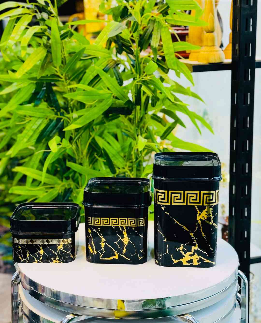 الاورزدي اتكيت وديكور 🎀
تشكيلة مواد منزلي منوع 
متوفرتوصيل للجميع محافظات العراق 🚚
الاورزدي / يقدملكم كل مايحتاجة المنزل من ديكورات 
ومستلزمات منزلية نتعامل بالاصلي فقط . 
من افضل الانواع الموجودة في الاسواق
لمسة منزل فاخرة وحديثة للمنزلك 
العنوان ( واسط قضاء الحي ) 
الموقع مثبت داخل البيج 
اوقات العمل عصر وليل متواجدين 
للاستفسار الاتصال على الرقم *********** 
او مراسلة البيج للطلبات التوصيل 
زورونا اهلا وسهلا بكم 💐💐
