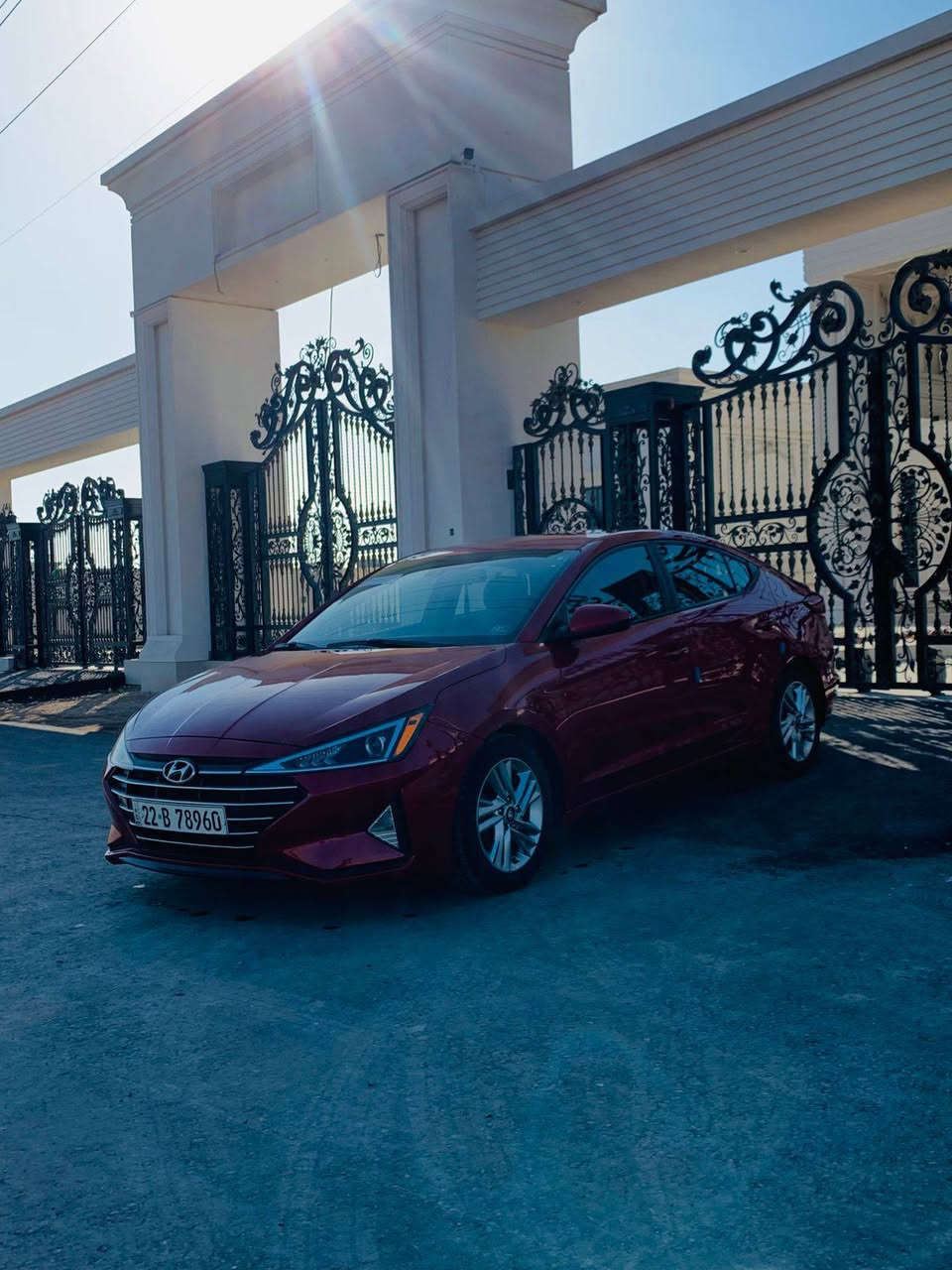 سلام عليكم ورحمه الله وبركاته
مستعجل على البيع 
النترا موديل 2020 امريكي حادث قطعتين جاملغ وبنيد وقطعه كلير يعني 3 قطع شرط بدون داخل  سياره  كفاله من الشخط والبارد والرصعه كير مكينه ممفتوحات جديده كير مكينه حداديه تخم تاير تبريد ثلج تدفئه رقم اربيل تحويل ثاني يوم سياره مال بيت 
بدون أيرباك السياره 

مكينه 2000 دوش
مواصفات
رادار جانبي 
تحكم جهتين 
سستم سماعات 
ويلكب 
تحديد مسار 
قياده ذاتيه
شاشه كاربلي 
كير cvt بلاد ممفتوح
عالي ناصي 
لد زنون 
مكاني واسط صويره 
السعر 118 وبيها مجال بسيط 

***********
