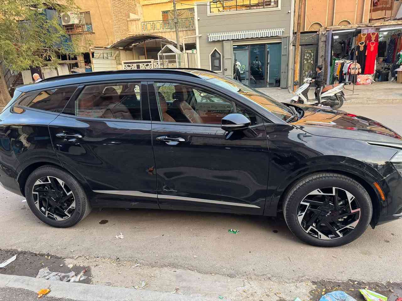 كيا سبورتج وارد امريكي 2024 SX Prastage فول موصفات بنورما سلايت ماشيه 39ونص حادثه الصندوق مال امريكا يتعدل بارد على حطته  والجاملغ الامامي الجانب الايمن  وضربه بلباب   تتعدل بارد السعر 218$ وبيه مجال مكاني بغداد التواصل مع هذا الرقم ***********
