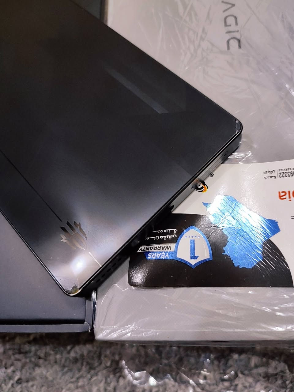 ريد ماجك 10برو
ذاكره 256 رام 12+12 
جهاز كله مكفول من كلشي 
فقط بيه هذني الفطور مثل ماموضحات صايرات بطراف الشواصي حته مامبينات كلش بصور ملحقات كامله السعر 575 قفل
مكاني نجف ***********
