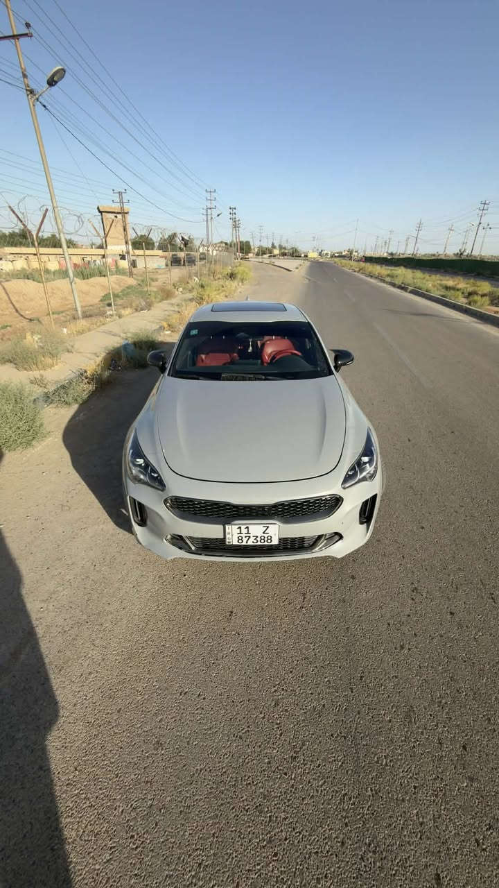 السلام عليكم للبيع او المراوس
الوحش الكوري للبيع كيا ستنكر 
موديل 2022
2500 توربو 
سيارة فول مواصفاات 
داخل احمر 
كير مكينه مكفول
صدر جديد
تخم تاير جديد
حادث 3 قطع 
بنيد وجاملغين 

مكاان سيارة بغداد
السعر 165
***********
