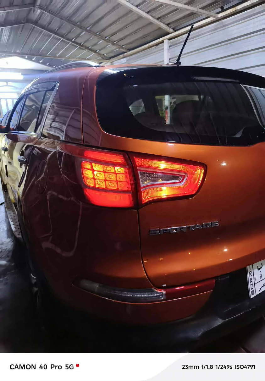 سلام عليكم كيا سبوتيج موديل 2011 امريكي رقم بغداد/ظرر دعاميه أمامية وشويه من جاملغ بدون ايرباك والجنطه كلير اثر جراد فقط سيارة تخم تأير جديد باتري وصدر جديد سيارة مابيهاا اي نقص واحلى من الصور ويل كروم18 هندبريك بالرجل تبريد بيانو كشن كهربائي  تحكم استيرن فول  مكاني بغداد السعر 135, 
***********
