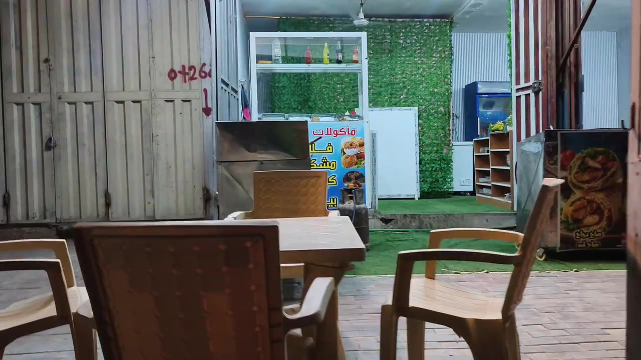 السلام عليكم 
مطعم مأكولات سريعه و فطور صباحي للبيع بسعر مناسب موقعه كربلاء حي العسكري 
***********
