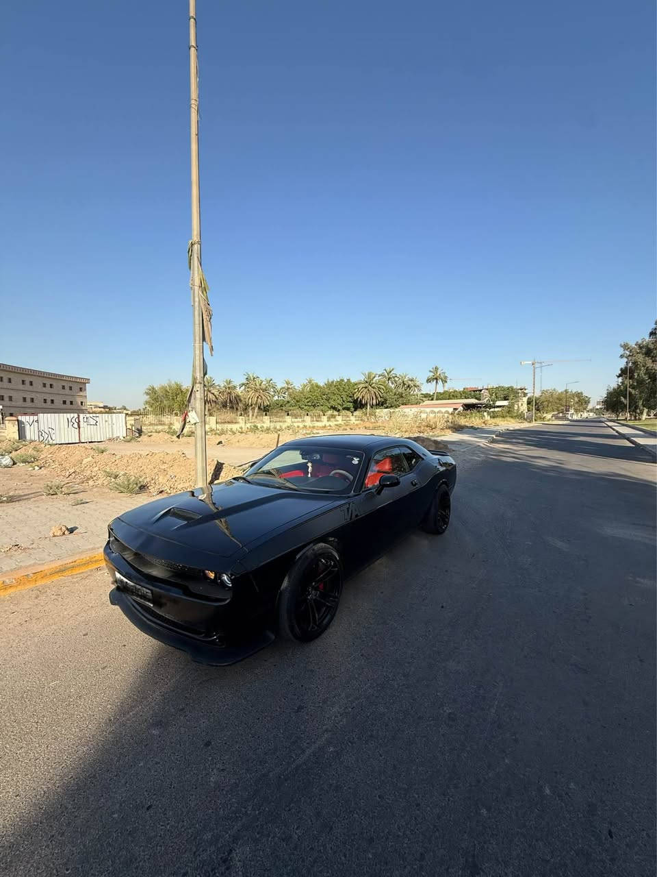 جالنجر gt صبغ بنيد 
جاملغ بارد 
رقم اربيل بسمي تحويل مباشر
موصفات GT معروفه
***********
داوخل بسيطه 
ماشيه 45
 سياره  حلوه سياره Colombo, Sri Lanka
