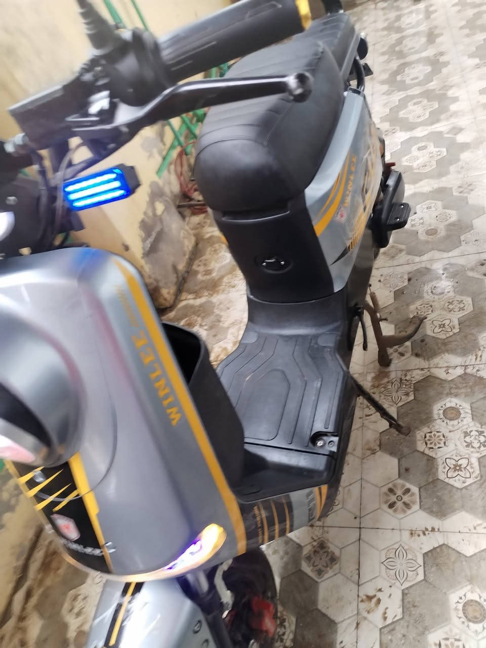 للبيع سعر خاص R11 /مستخدم قليل عنوان ديالى بعقوبه تقاطع السادة /*********** وتساب .
