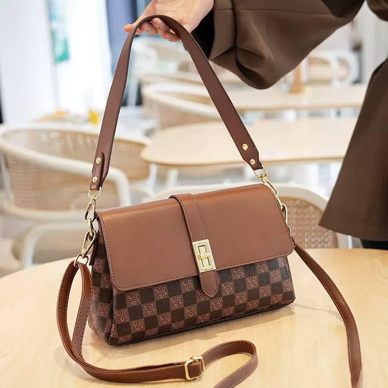 حقيبة جلد كوالتي عالي توفرت ب٣ الوان 😍
بتوفر توصيل 🚚 لجميع محافظات العراق


**إذا كنت صاحب هذا الإعلان وتريد حذفه لأي سبب، رجاءا أرسل رسالة إلى الدعم الفني**