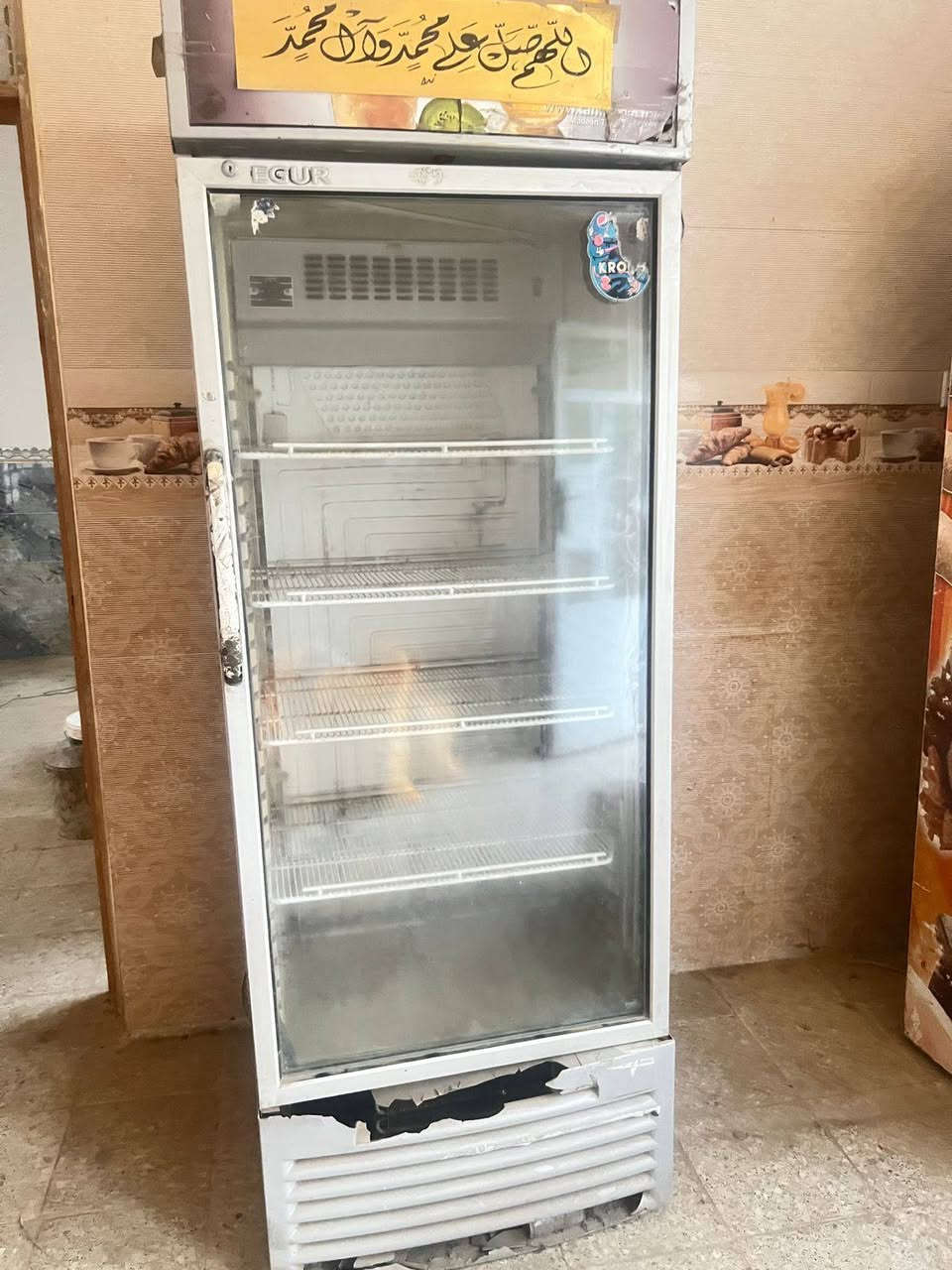 للبيع 
ايكور التركي الاصلي 
نظيف وشغال تبريد فول 
الحلة 
القاسم الشارع العام 
اتصال ***********
