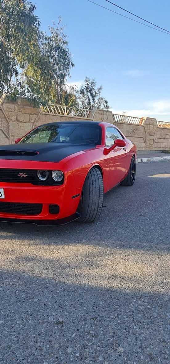 دوج تشالنجر RT  2017
محرك 5.7L RT (5700)🚀🚀

✅الحالة:سياره 
✅ماشية100میل
✅سياره بحالت وكاله ماشاالله 
✅مكينة وكير بحالت وكاله 
✅تایرات جدید و تو سایز
✅صدر جدید 
✅حدادیه جدید 
✅بلاک ریسینگ 
✅فیتبم اصلي 
✅نوزلات جديد 
✅لحيه جديد 
✅دفيوزر جديد 
✅قباغ فجوج جديد

المواصفات:

✅دخول ذكي
✅تشغيل عن بُعد
✅بصمة تشغيل
✅كشنات حضن
✅كشنات جلد مع كنتاره
✅كشنات كهرباء 

✅تدفئة وتبريد الكشنات
✅ستيرن كهربائي 
✅شفتات خلف الستيرن
✅مثبت سرعة
✅شاشة كبيرSRT
✅كاميرا خلفية
✅حساسات
✅نظام النقطة العمياء
✅هيتر مرايات
✅مرایه ضدل فول
✅اكسل قفل
✅ويلات SRT
✅داخلية كاربون فايبرکامل 
✅لايتات زينون 
✅عداد سرعة احمر SRT 
✅أنظمة قيادة رياضية متكاملة

✅معلومات الحادث:

🟥سياره تغير لون بدون اي ضربه دواخل
🟥تغير لون لل جماليه فقط بدون دواخل نهاين
🟥سياره أصله ماروني تغير لون احمر جماليه فقط 

موقع السيارة: 📍طوز خورماتوو قرب كركوك 
رقم صاحب السيارة:***********
