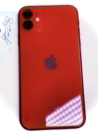 ايفون 11 • احمر • ١٢٨