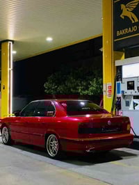 السلام وعليكم  بي ام 525 اصل كبس موديل 1991  رقم اربيل تحويل بشرط  سيا...