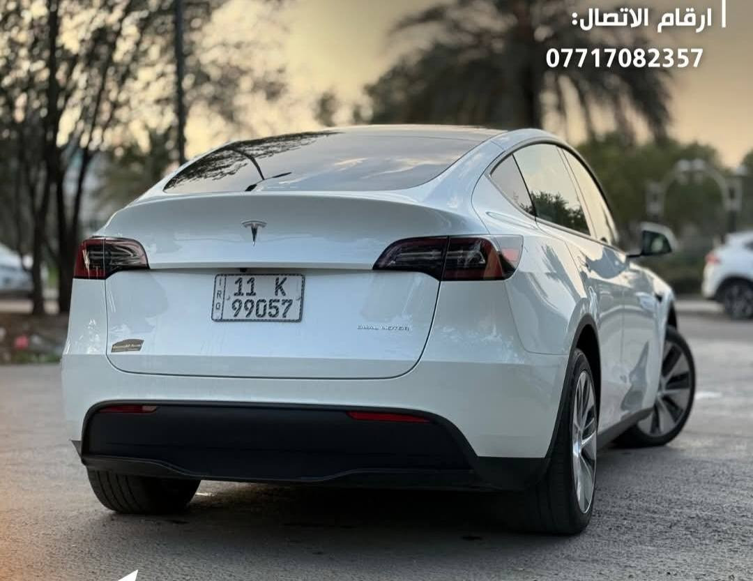 تيسلا y موديل 2023 مواصفات Y دبل ماطور 
السياره جديده جدا
عدد المقاعد 5 راكب
اللون الخارجي ابيض  
الضرر بدون صبغ تبديل جاملغ امامي 
ايمن وبنيد نفس اللون اصلي
ماشيه 18 الف مايل

💎 ســعــر ✅ ::  الــرد تلقائي 📮

الاضافات :
• بطارية حجم 83k واط
• تقطع بالشحنة 500/550 كيلو 
• محرك كهربائي بقوة 440 حصان
• نظام دفع رباعي 4*4 
• سقف بانوراما زجاج
• شاشة كبيرة حجم 15 بوصة
• كاميرا خلفية
• حساسات خلفية
• كاميرا امامية
• حساسات اماميه
• كاميرا جانبيه 
• كراسي كهرباء جلد 
• كراسي كهرباء
• كراسي مدفية
• رادار امامي
• رادار خلفي
• رادار جانبي
• مانع تصادم
• محدد مسرب
• كاميرات عدد 8 
• حساسات جانبيه
• مثبت سرعة
• كاميرات محيطيه 360° 
• تحكم بالسياره عن طريق الشاشة
• نظام قيادة آلية Auto Pilot
• عداد ديجيتال
• تشغيل تلقائي
• نظام قيادة ذاتية Full Self drive
• نظام (RCTA) للتنبيه عند الرجوع للخلف
• نظام (RSA) لكشف لافتات السرعه للطريق
• نظام (PSC) الرادار الذكي لمنع الاصطدام 
• نظام (LTA) لتحديد المسار على الطريق
• تشغيل عن بعد
• الدخول الذكي
• نظام ترفيهي كامل متكامل يحتوي على ( YouTube / WhatsApp / Tik Tok / Netflix)
• Wifi
• GPS
• MAPS
• Bluetooth
• AUX
• USB
• أوامر صوتية voice commands
• جنط قياس 19 
• اضوية امامية LED
• اضوية خلفية LED
• كشافات ضباب LED
• إنارة امامية زنون Full LED
• إنارة امامية Auto 
• موري ديجيتال
• نظام محاكة ذاتي للسياره من الخارج

رقم صاحب السيارة ***********
