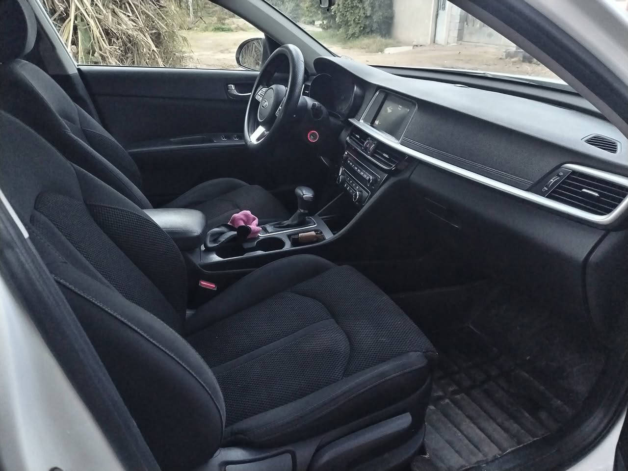 السلام عليكم شباب
كيا اوبتما ٢٠٢٠وارد أمريكي كفاله عامه من الصبغ
فقط تبديل من امريكا بلادي نفس اللون فقط الليبل يختلف موصفات fe
رادار امامي وخلفي وجانبي كامره دواره توقف ذاتي
للتفاصيل أكثر ***********ابو ملاك
تبديل جاملغ وبيبان جه عكس السائق
السعر١٤٢
