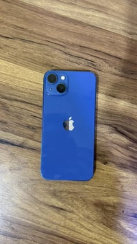 للبيع آيفون 13عادي بطاريه94بعده الجهاز داخل الظمان مال شركه جهاز جديد ...