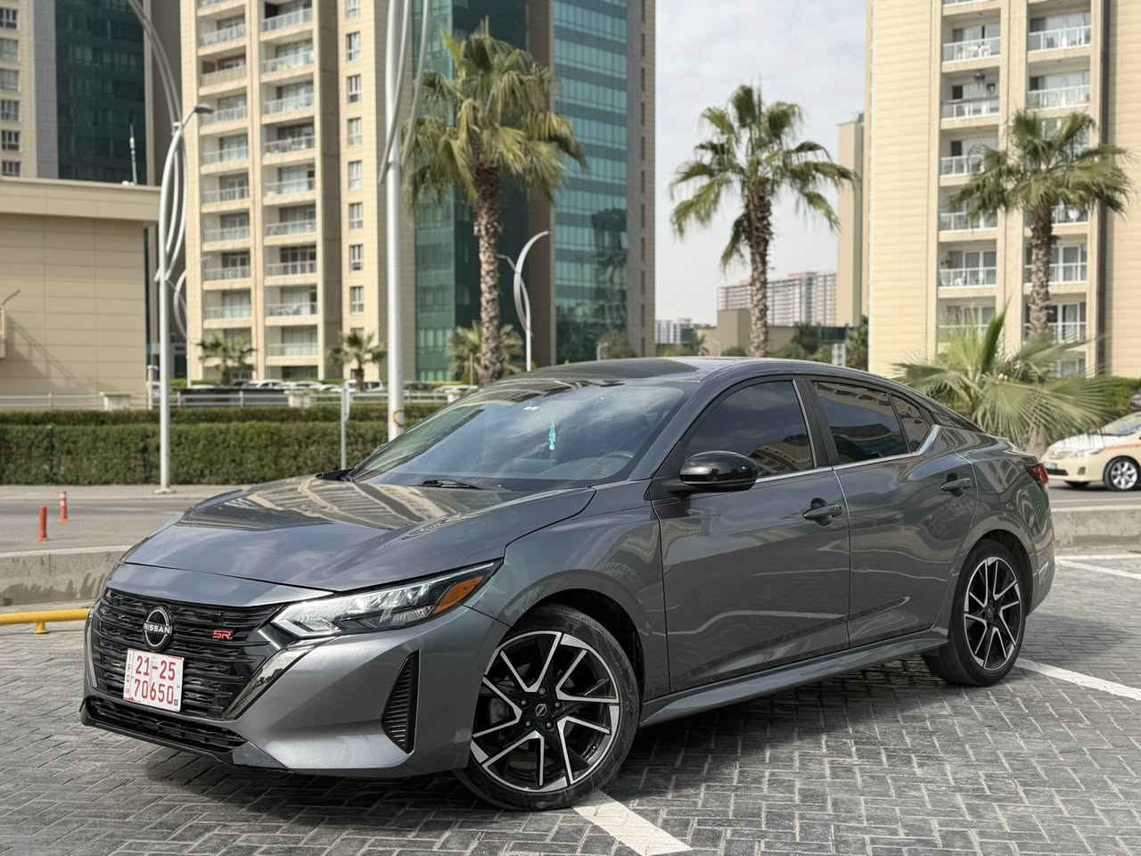 نيسان سنترا ٢٠٢٤ فول SR
ماشية ١١ الف 
بصمة و شغال 
رادارات امامي و خلفي و جانبي 
شاشة كبيرة و كاميرة و خطوط الطريق
كشنات هيتر
لايتات زينون 
بعد مواصفات ال SR معروفة 

بدون صبغ و بدون ايرباك (جميع الايرباكات سليمة 💯) 
بنيد مبدل بلادي الشركة 
والباقيات كلها مكفولة 

رقم الشاصي: 3N1AB8DV0RY226807

السعر: ١٥٩ و مجال قليل للشراي 

للاستفسار
***********
واتس آب
