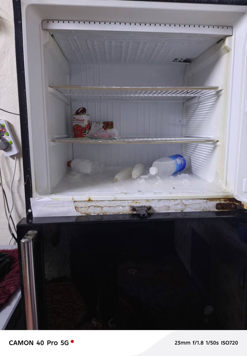 ثلاجه بغداد الرئاسه مال معلمين مجمع فدك السعر ٢٥٠ ***********
