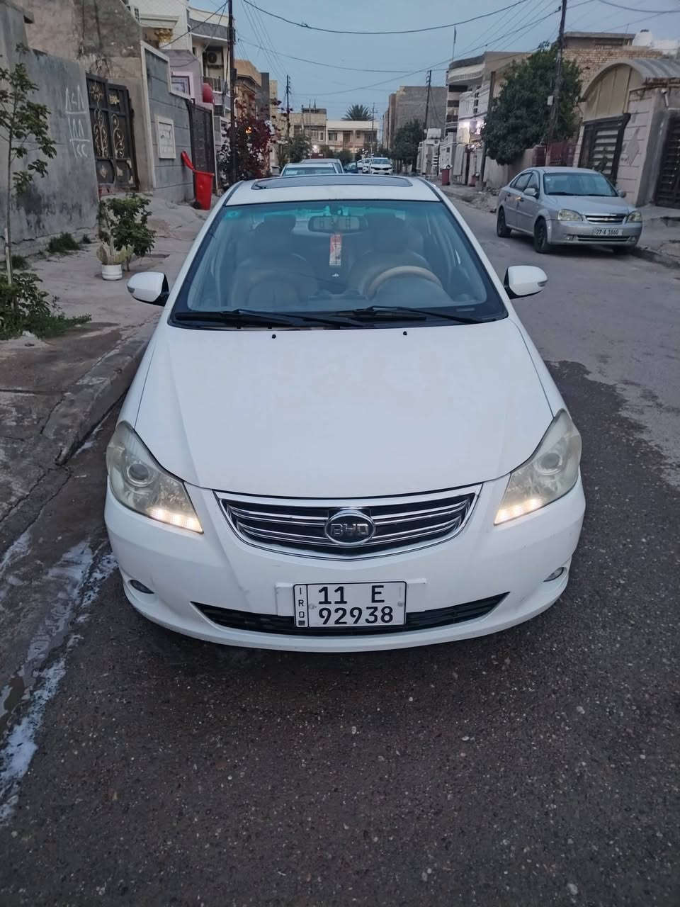 🧿للبيع .***********☎️ بيوايدي G3 موديل 2013
السعر 60 🤑
🪪سنويه بسمي لل 2030
كير مكينه جدد صدر امامي خلفي جديد داخله جديد تأشيرات تخم جديد حتى السبير جديد كهربايات كله شغاله اشاير ترحيب بالمري حساس خلفي سلايد
♦️مكانه المحموديه
