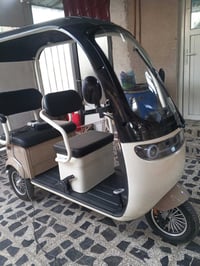 دراجة شحن موديل ٢٥ سرعة 40 جديدة كلشي شغال 5 بطاريات السعر ١،٤٠٠٠ مليو...