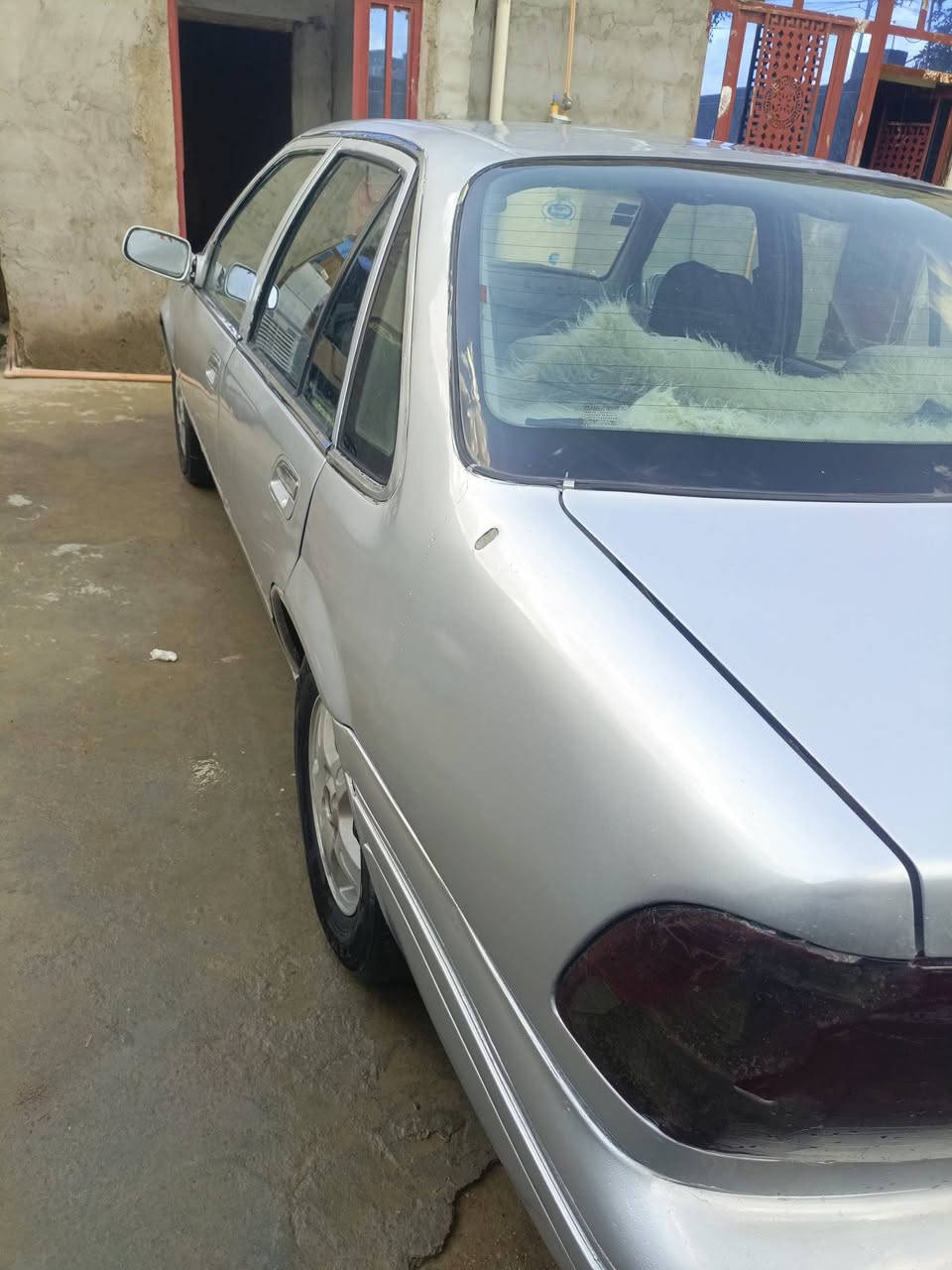 سلام عليكم فراشه للبيع موديل 98 السعر  35وبيهه مجال الكير والمحرك خير من الله السياره شغل جديد وباسمي تحويل ثاني سنويه لل 29 
***********
