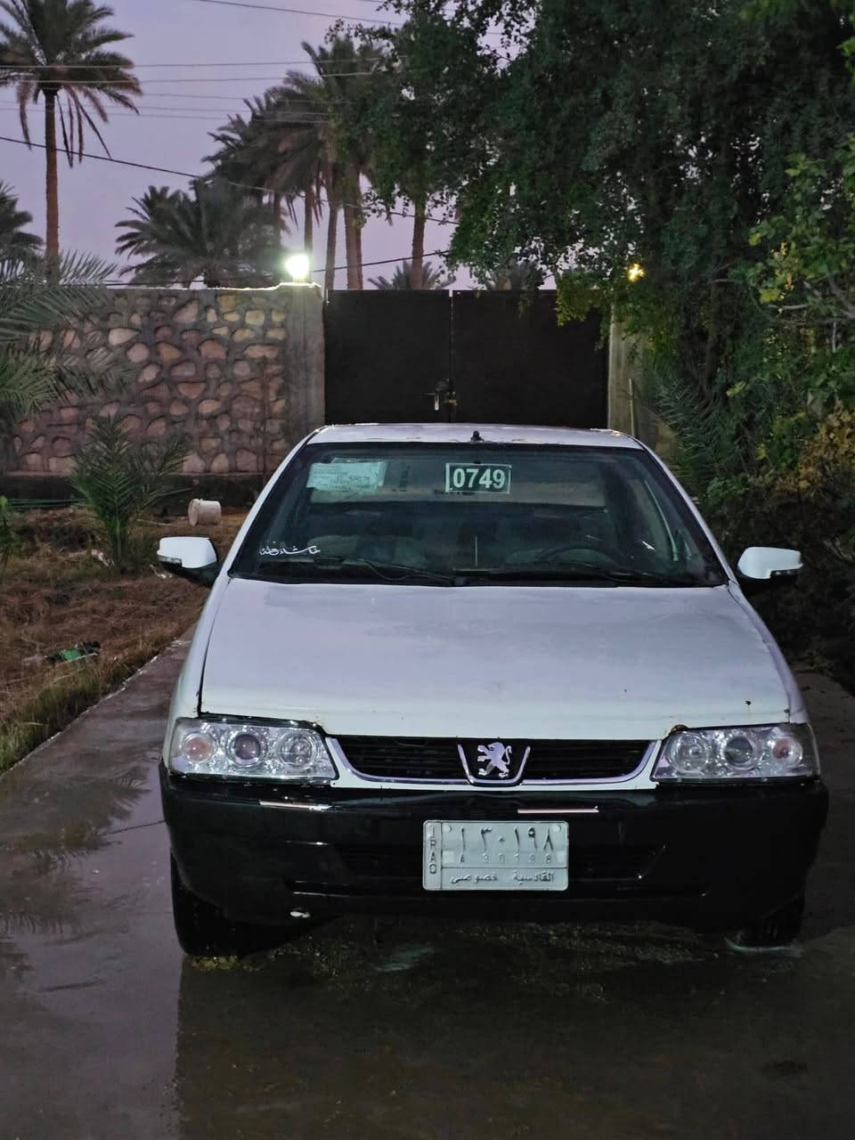 السلام عليكم
بيجو روى للبيع
محرك بي تبخير
گير جديد
حداديه حلوه
سنويه ساقطه ب2019
راعيها موجود شوكت متريد يداورلك
گشرها هذا گدام عينك 
سعرها 21 وبيها مجال 
للتواصل// ***********
