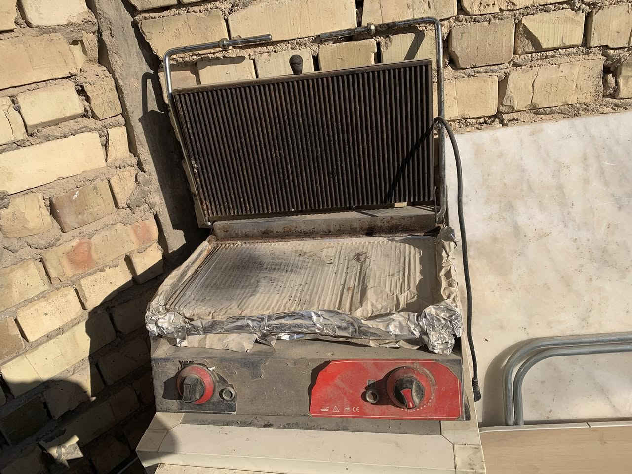 السلام عليك غراض مطعم للبيع 
مكاني كربلاء 
***********
