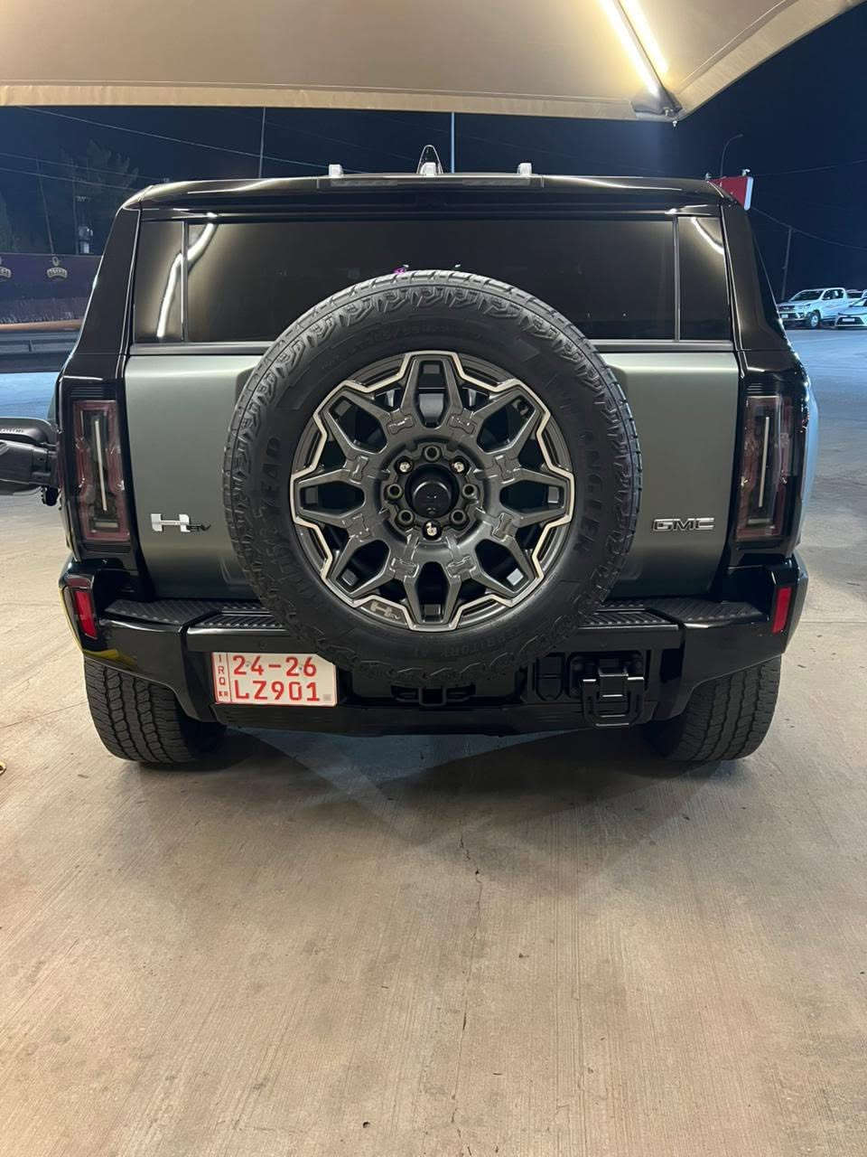 ‏بسم الله الرحمن الرحيم
‏صلوات على محمد وآل محمد 🧿

Hummer  h2 ev 2024 للبيع 

 ماشيه 29 الف ميل 

مكان سياره دهوك 

 للتفاصيل اكثر او سعر تواصل علي خاص 

*********** واتس اب ￼
