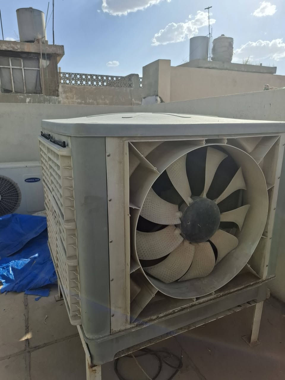 عندي مبردة نوع أوبر اول باب حجم ٢٥٠٠٠ مروحة نظيفة للبيع


**إذا كنت صاحب هذا الإعلان وتريد حذفه لأي سبب، رجاءا أرسل رسالة إلى الدعم الفني**