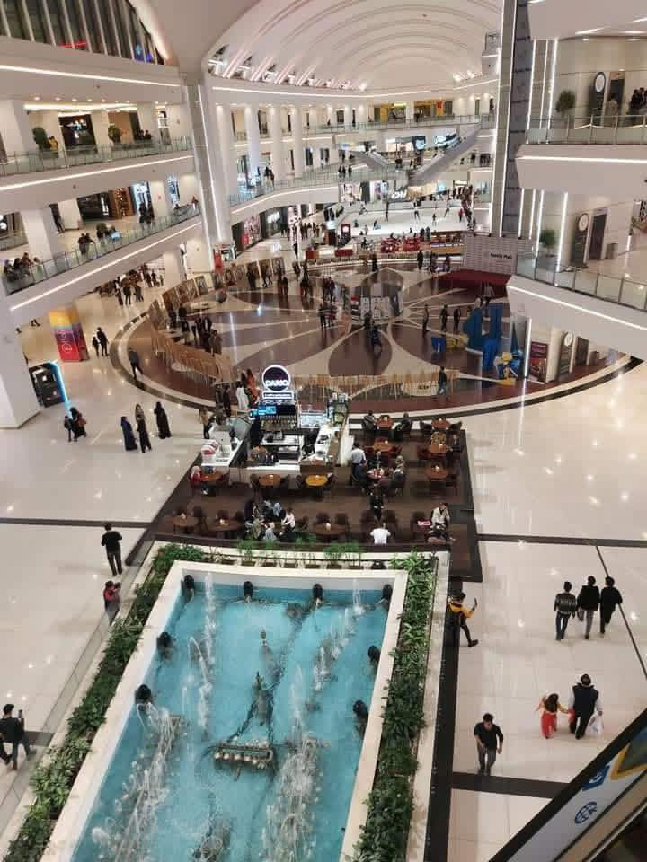 اختار صح تتونس صح  #النفر  70 الف فقط ✅

تعلن شركة الهتون عن رحلة إلى مدينة السليمانية في يوم الاثنين القادم 4 ايام  ومبيت 3  #ليالي 🔥🔥

🎈🎊 تحت شعار منريد أرباح خلي الناس ترتاح🎊🎈

#الانطلاق : فجر الاثنين ( يعني الاثنين الصبح احنا بسليمانية ) 

برنامج الرحلة : 
🟦 فاملي مول + مدينة العاب چافي لاند
🟪 مصيف دوكان + حديقة بارك آزادي او شارع سالم
🟥 بارك هواري شار او سيتك 
🟨 التبضع في سوق السليمانية ومن ثم العودة الى مدينة بعقوبة 

مثل ما عودناكم دائما سفراتنا مميزة والاجواء ولا اروع 
 🔴 كادر سياحي ممتاز 🙆‍♂️
 🟢 باصات مكيفة 🚌

للحجز و الاستفسار يرجى الاتصال على الرقم ادناه
*********** 

تاريخ الرحلة 9 / 2 / 2026
